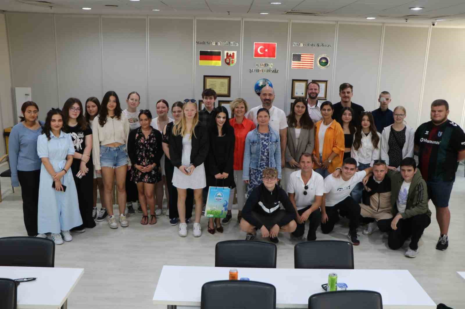 ALMANYA'NIN SCHÖNEBECK KENTİNDEN GELEN GENÇLER SÖKE'Yİ KEŞFETTİ