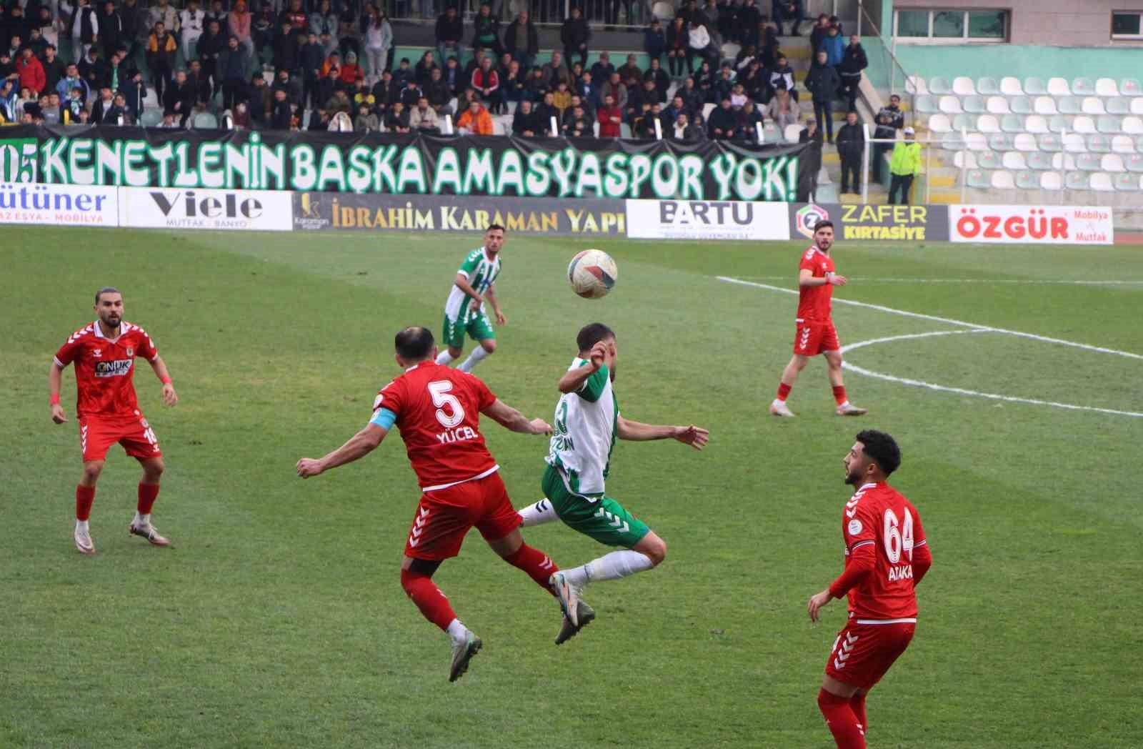 AMASYASPOR KELKİT HÜRRİYETSPOR MAÇINDA BERABERLİK