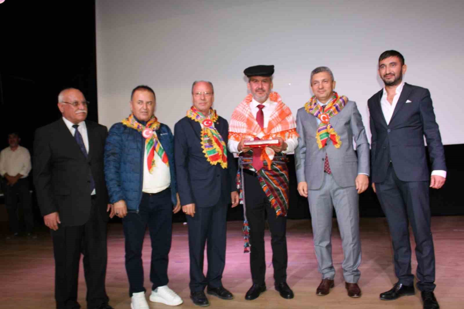 ANTALYA İŞ İNSANLARI DERNEĞİ BAŞKANI YÖRÜK İL BEYİ SEÇİLDİ