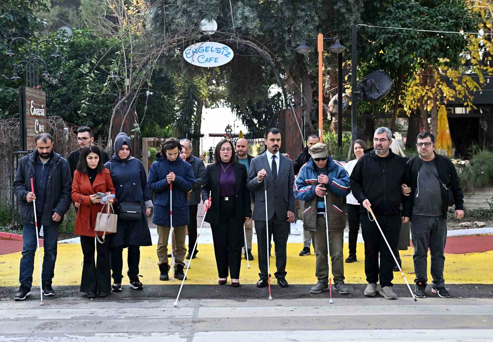 ANTALYA MURATPAŞA BELEDİYESİ GÖRME ENGELLİLERLE BULUŞTU