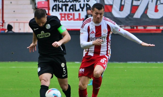 Antalyaspor ve Çaykur Rizespor Eşitlikle Ayrıldı