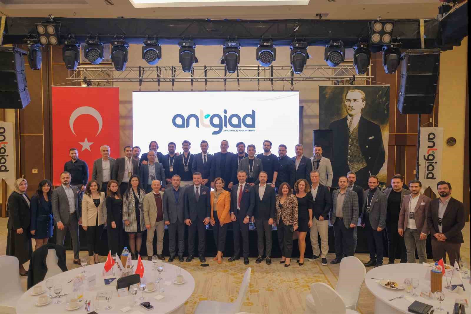 ANTGİAD, PERİHAN İNCİ'Yİ AĞIRLADI
