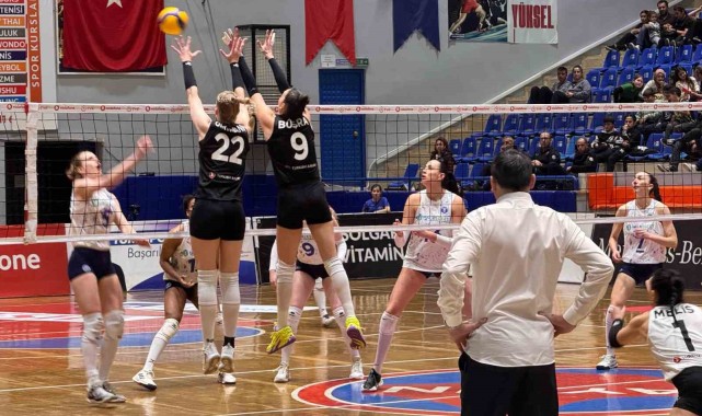 Aydın Büyükşehir Belediyespor, Vodafone Sultanlar Ligi Play-Off'ta Türk Hava Yolları'na mağlup oldu