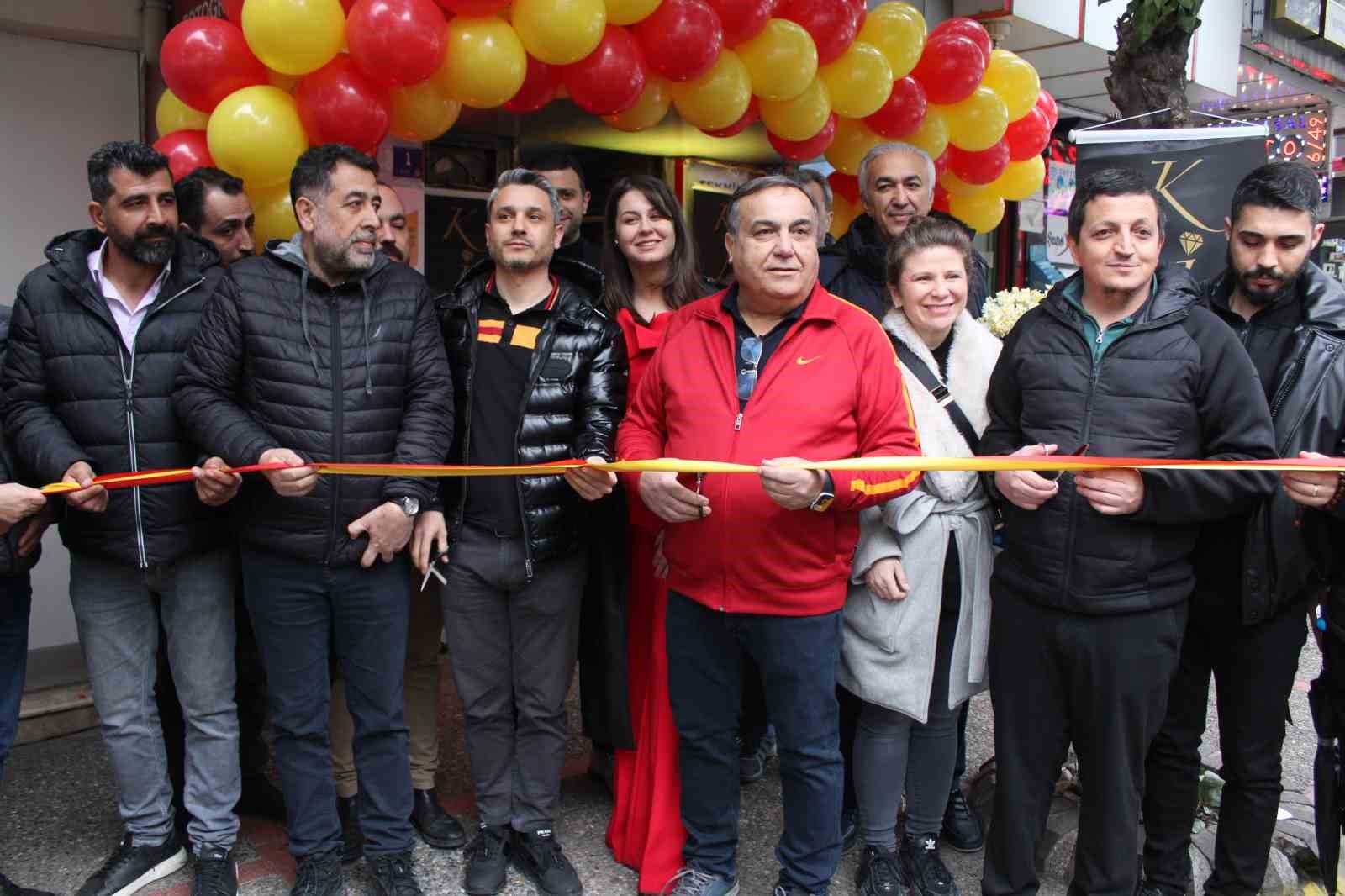 AYDIN GALATASARAY TARAFTARLAR DERNEĞİ YENİ OFİS AÇILIŞI HEYECANI