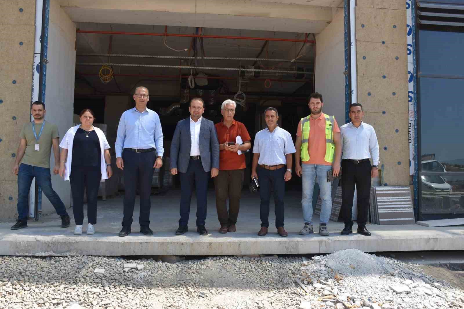 AYDIN İL SAĞLIK MÜDÜRÜ DR. ESER ŞENKUL, AYDIN ŞEHİR HASTANESİ'NDE İNCELEMELERDE BULUNDU