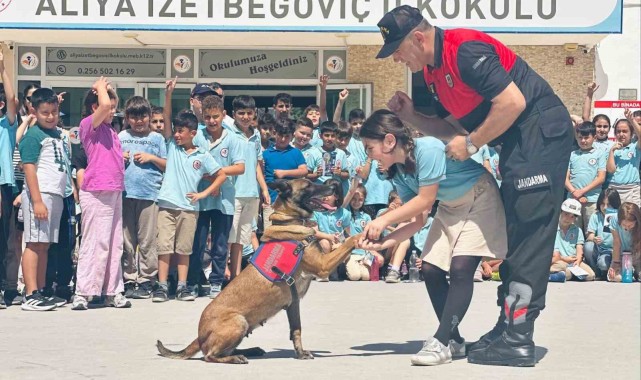Aydın’da Öğrencilere Jandarma Tanıtımı ve Eğitimler