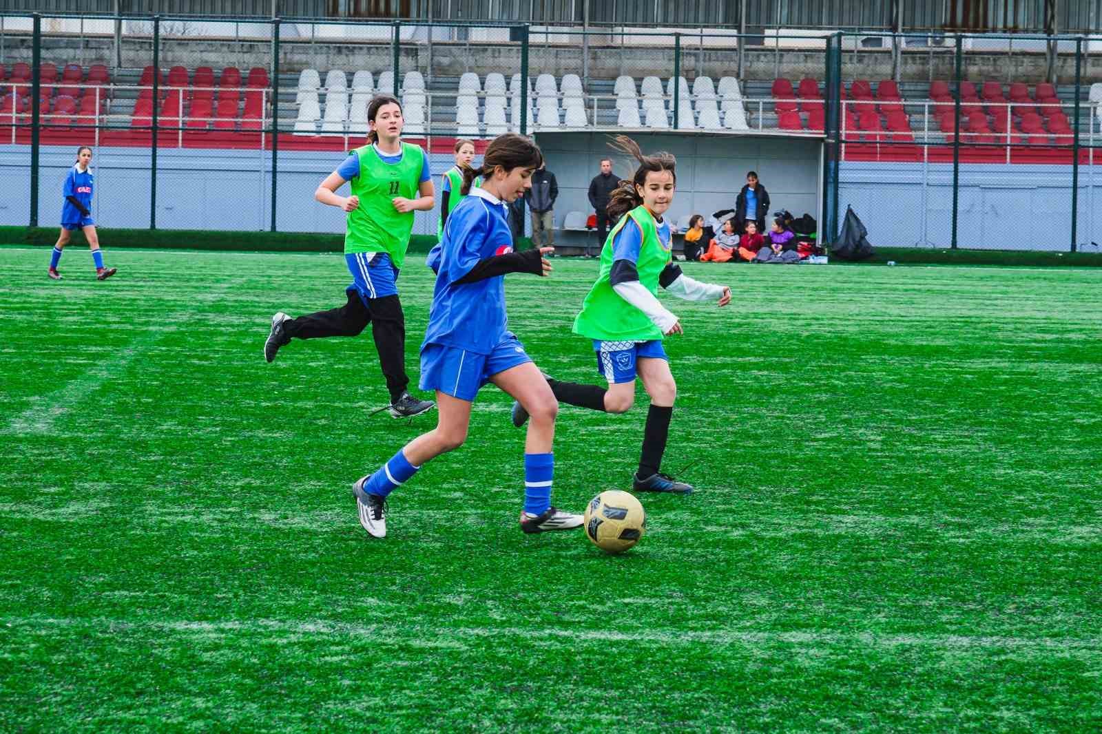 AYDIN’DA OKULLAR ARASI YILDIZ FUTBOL İL BİRİNCİLİĞİ TAMAMLANDI