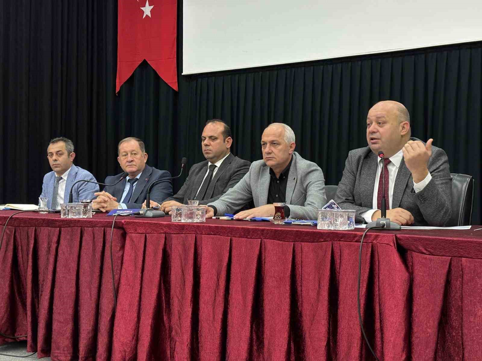 BALIKESİR BÜYÜKŞEHİR BELEDİYESİ MUHTARLARLA BULUŞMALARINA DEVAM EDİYOR