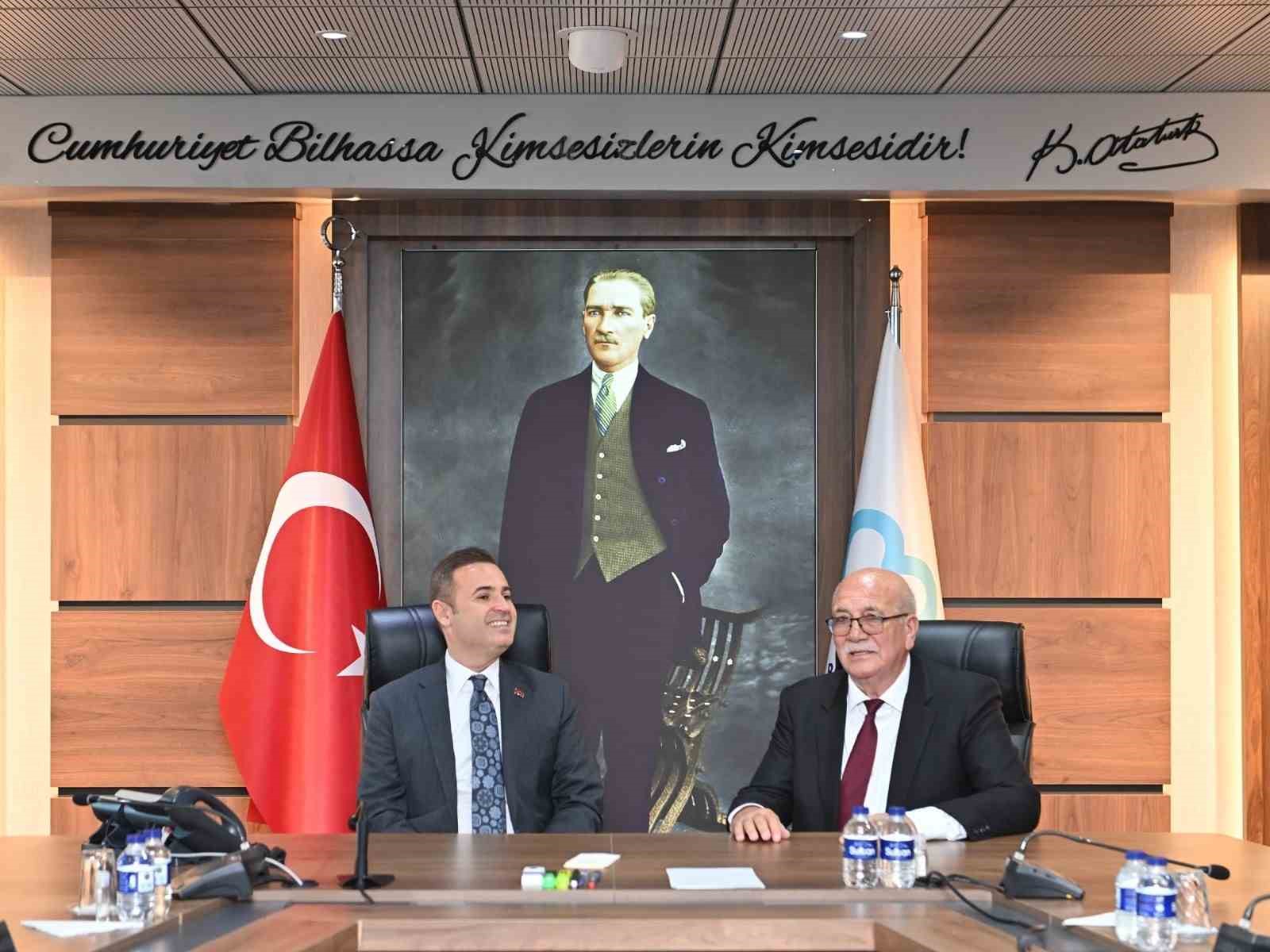 BALIKESİR ESNAF VE SANATKâRLARI ODALARI BİRLİĞİ BAŞKANI AHMET AKIN’A AHİLİK HAFTASI ZİYARETİ