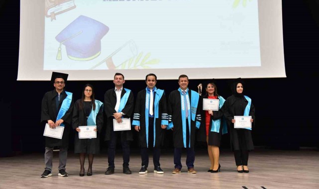 Balıkesir Üniversitesi Lisansüstü Mezuniyet Töreni Heyecanı