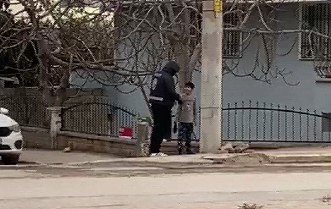 BAŞKA BİR GÜN BAŞKA BİR KAHRAMANLIK ÖYKÜSÜ