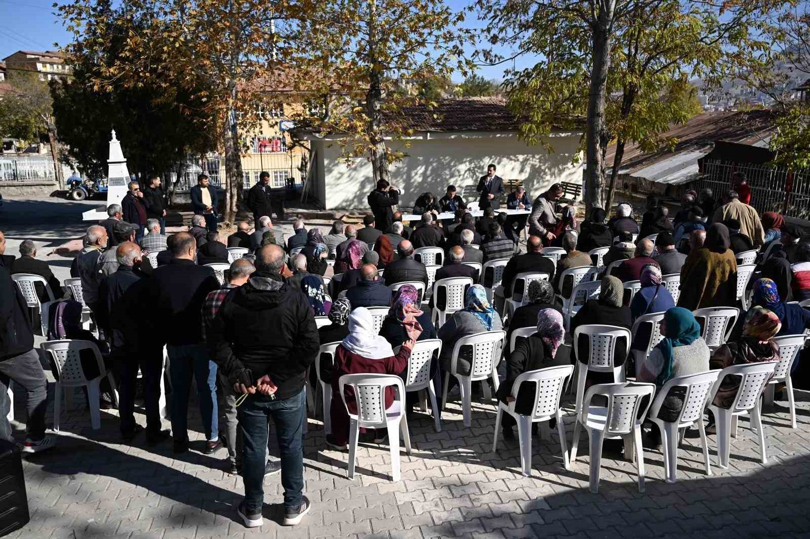 BATTALGAZİ BELEDİYE BAŞKANI GENÇ SPORCUYA JEST YAPTI!