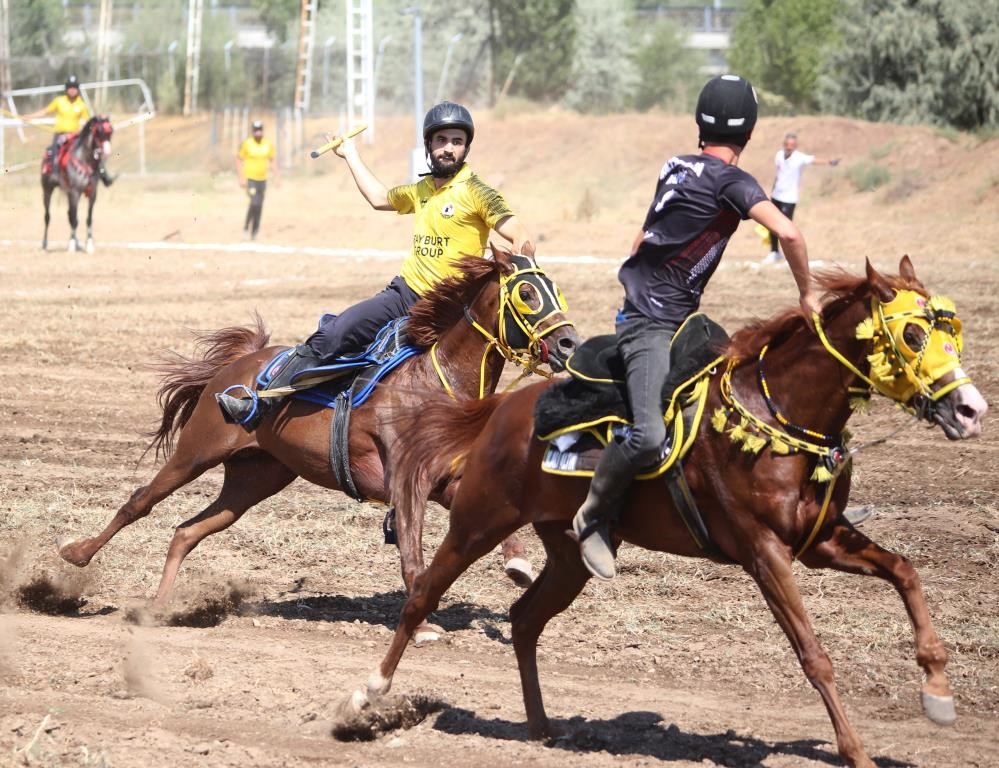 BAYBURT ATLI SPOR KULÜBÜ FİNALDE!