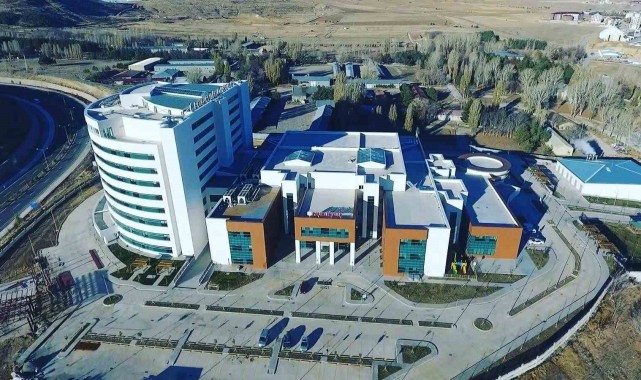 Bayburt Devlet Hastanesine 12 Hekim Atandı