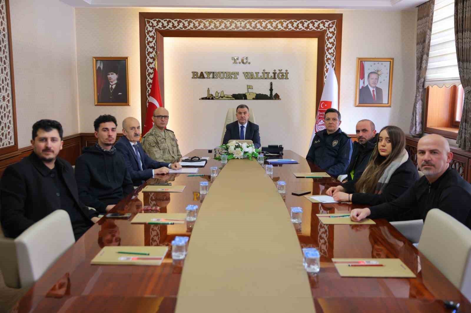 BAYBURT GÜVENLİK BİLGİLENDİRME TOPLANTISINDA ASAYİŞ OLAYLARI DEĞERLENDİRİLDİ