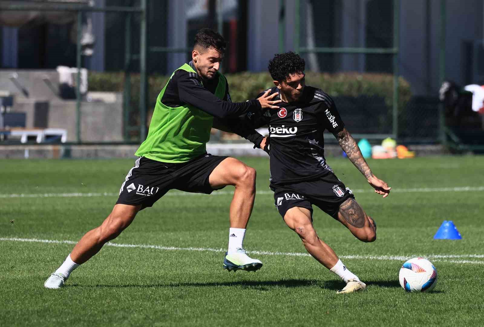 BEŞİKTAŞ HAZIRLIKLARA HIZ KESMEDEN DEVAM EDİYOR