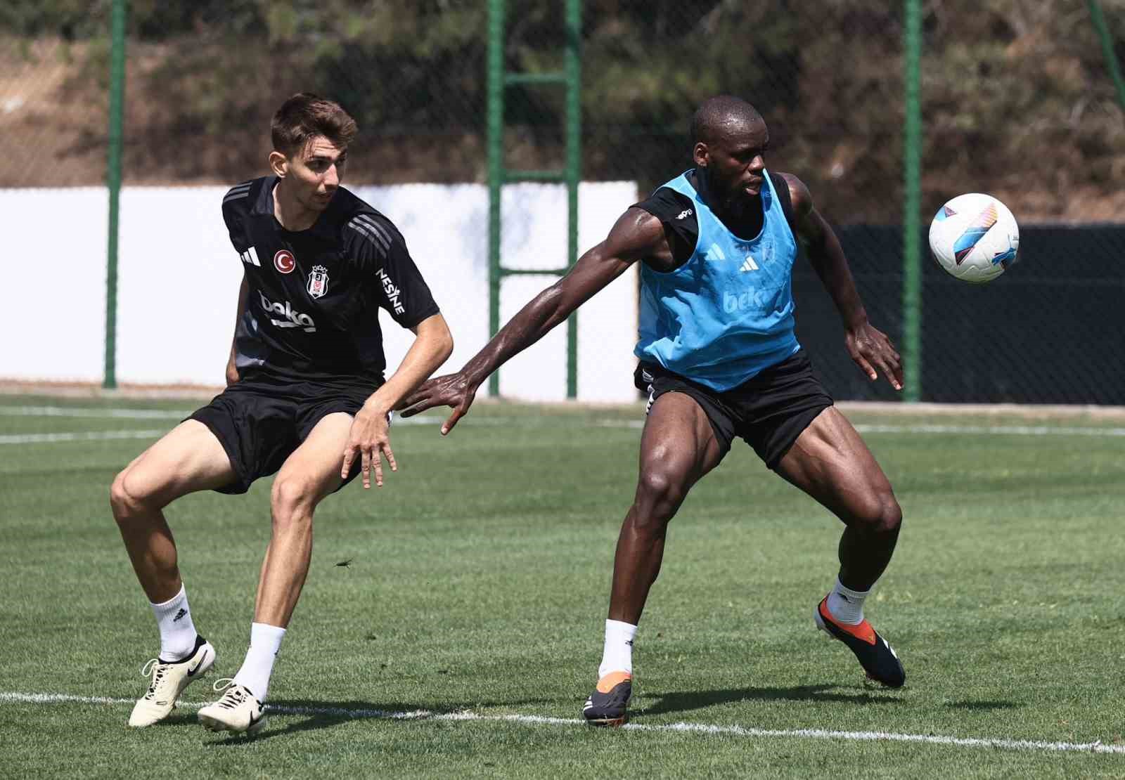 BEŞİKTAŞ, LUGANO MAÇI HAZIRLIKLARINA DEVAM EDİYOR