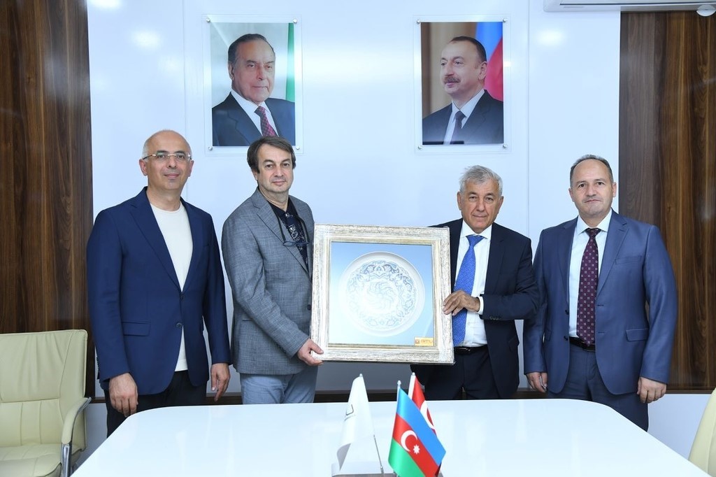 BEUN REKTÖR YARDIMCILARI AZERBAYCAN ÜNİVERSİTELERİ İLE İŞ BİRLİĞİ KONUSUNDA GÖRÜŞME YAPTI