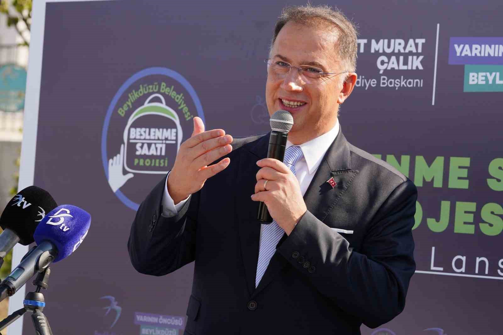 BEYLİKDÜZÜ BELEDİYESİ 2022'DE ’BESLENME SAATİ’ PROJESİNİ BAŞLATTI