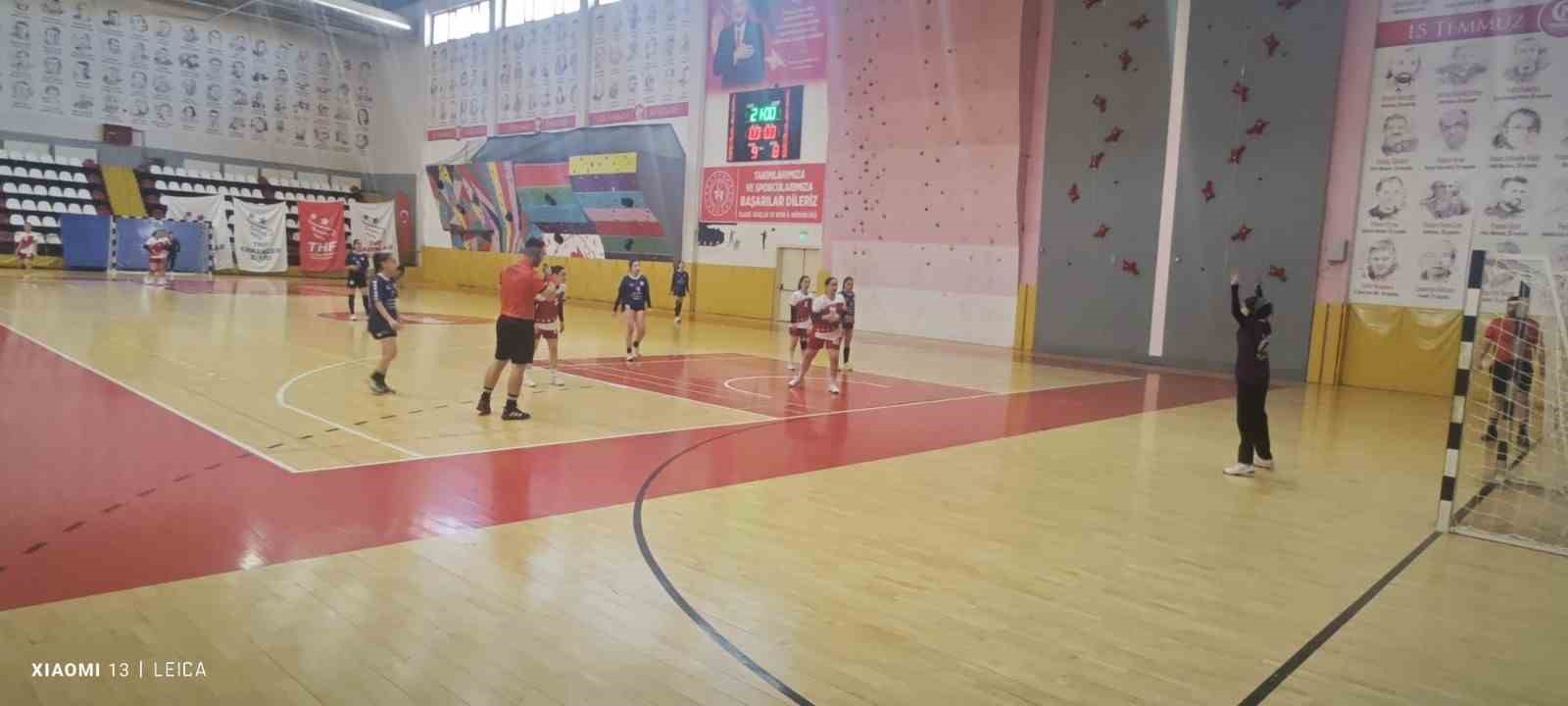 BİNGÖL SPOR LİSESİ ELAZIĞ'DA ŞAMPİYON OLDU