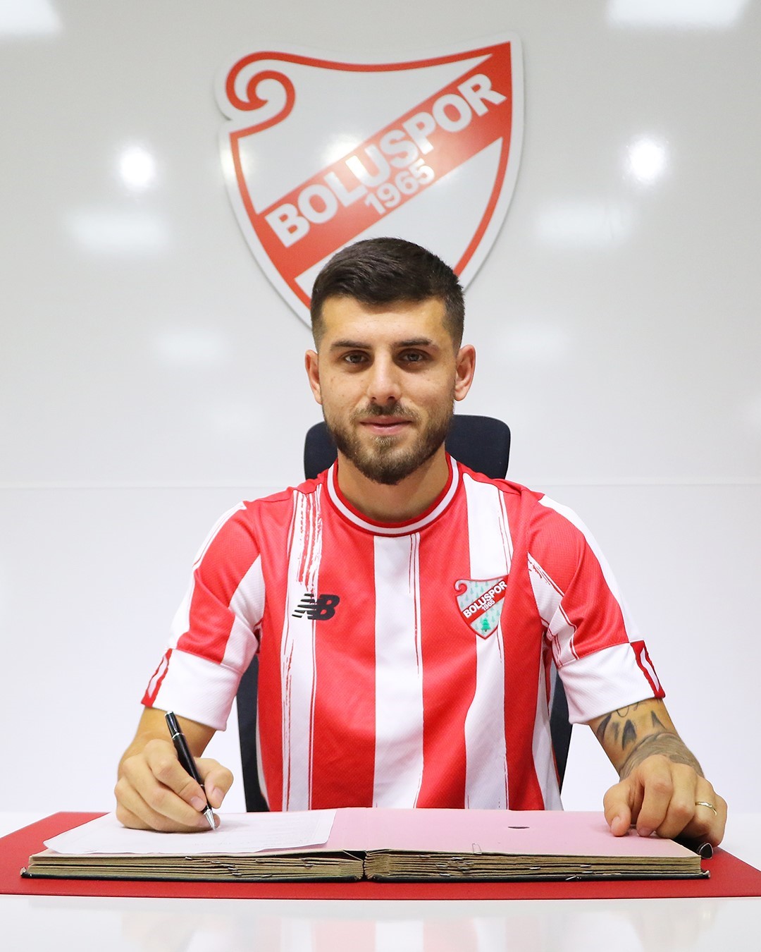 BOLUSPOR, KADROSUNU GÜÇLENDİRİYOR
