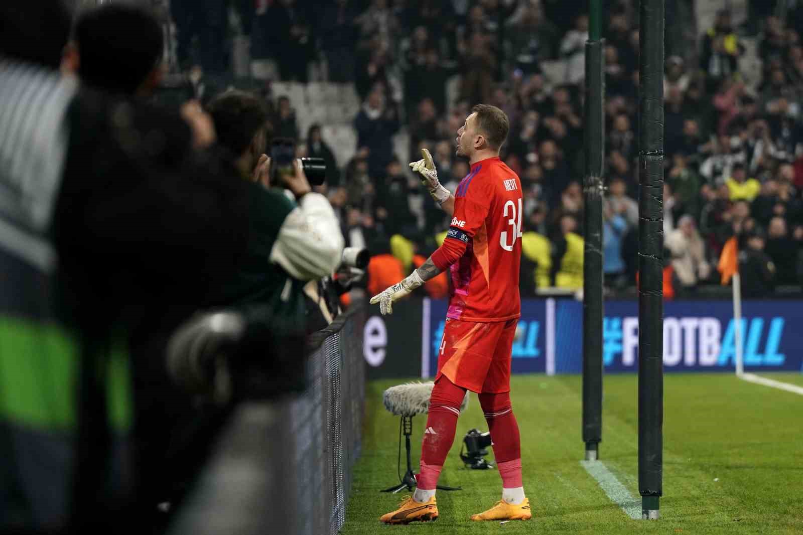 BOLUSPOR TARAFTARI VE MERT GÜNOK, FAİR PLAY ÖDÜLÜ'NÜ KAZANDI