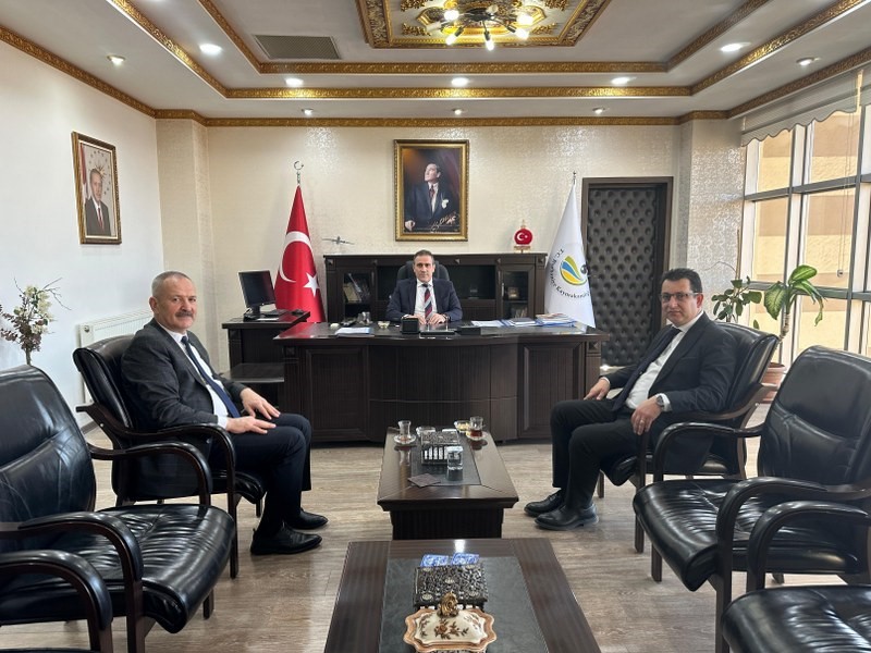 BURHANİYE’DE DEFTERDARIN KAYMAKAM ZİYARETİ