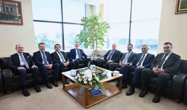 Bursa Belediye Başkanı BTSO'yu Ziyaret Etti
