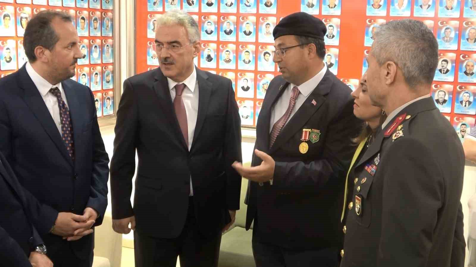 BURSA’DA GAZİLER GÜNÜ ANMA PROGRAMI DÜZENLENDİ