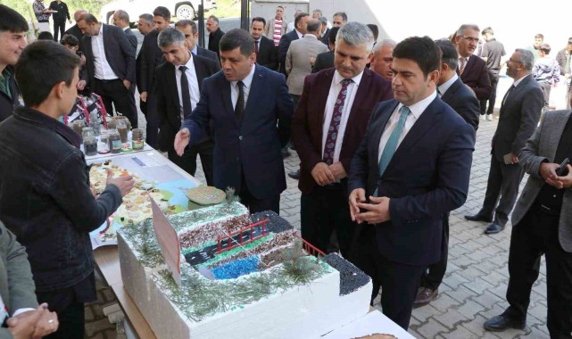 Büyüleyici Anılar Oluşturan İlk Festival: Hakkari TOBB Hüseyin Çelik Anadolu İmam Hatip Lisesi