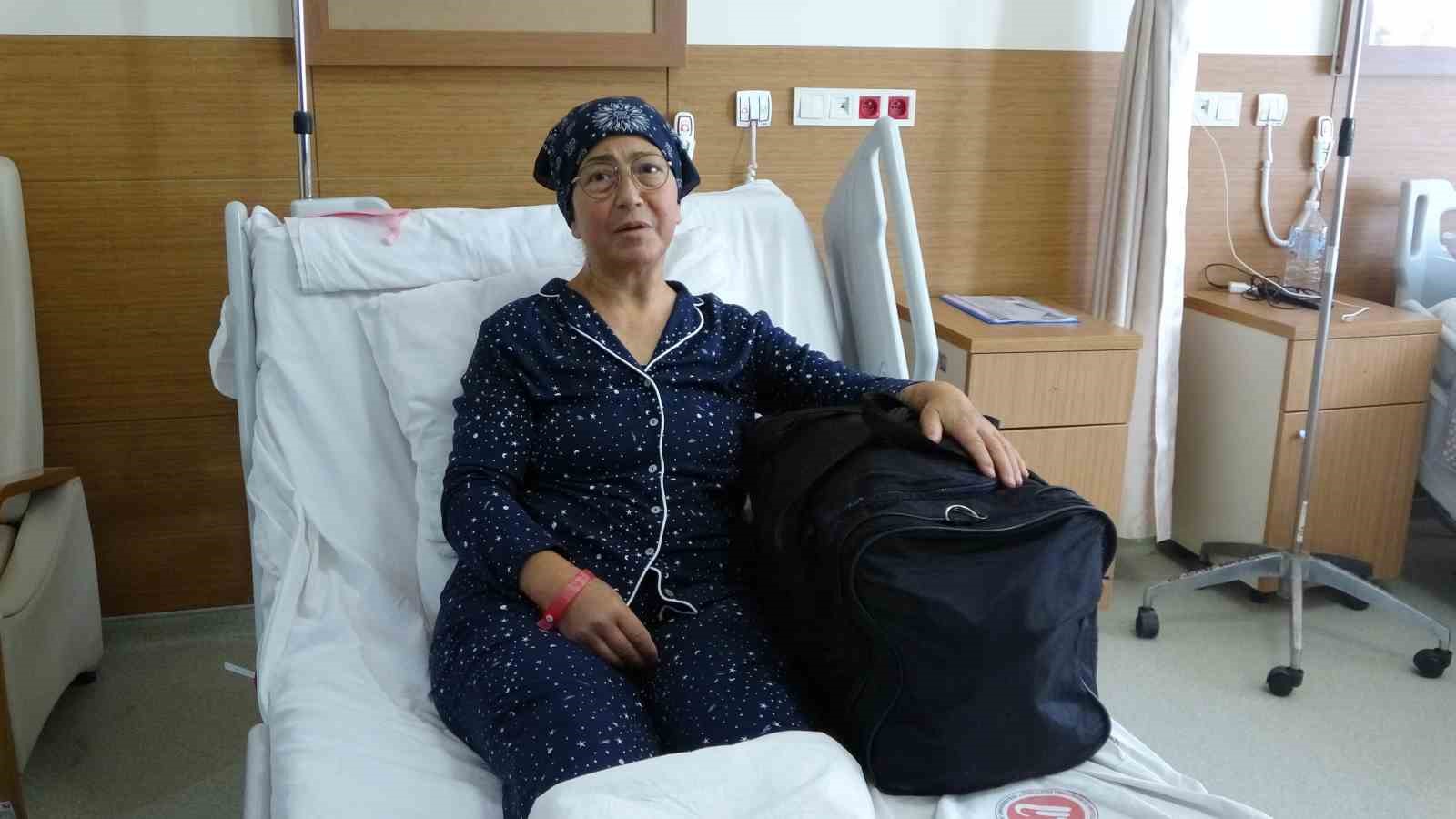 ÇANAKKALE’DE 17 YILDIR BÖBREK YETMEZLİĞİYLE MÜCADELE ETMEKTEN SONUNDA KURTULDU