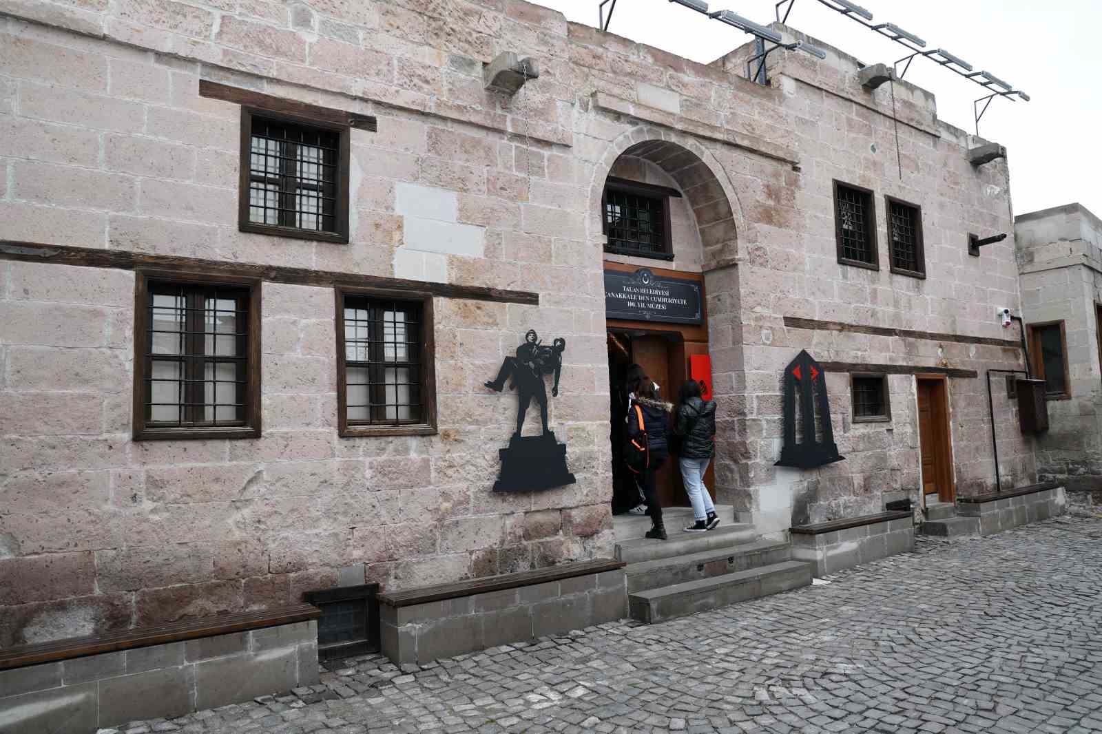 ÇANAKKALE’DEN CUMHURİYET’E 100. YIL MÜZESİ ZİYARETÇİ AKININA UĞRUYOR