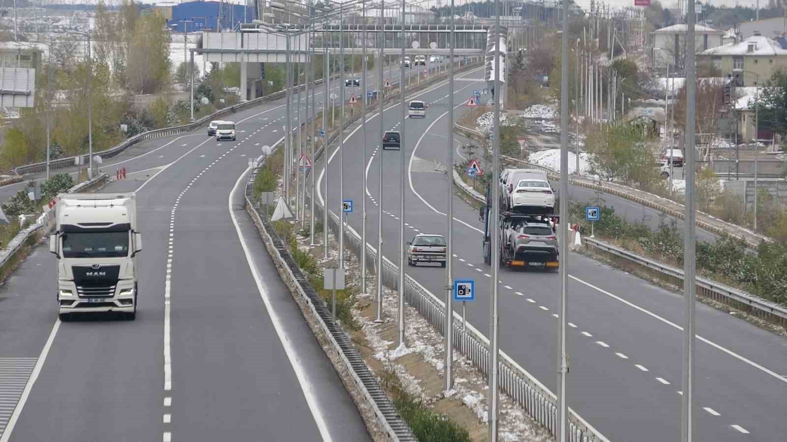 ÇANKIRI’DA TRAFİĞE KAYITLI ARAÇ SAYISI 66 BİN 924 OLDU
