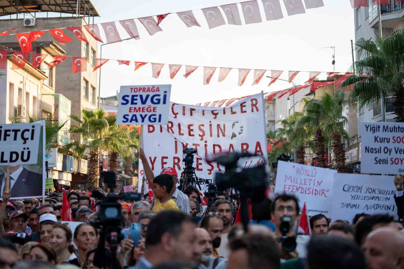 CHP GENEL BAŞKANI ÖZGÜR ÖZEL ÇİFTÇİ MİTİNGİNDE KONUŞTU
