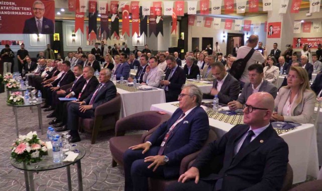 CHP'li Belediye Başkanları Bandırma'da Bir Araya Geldi