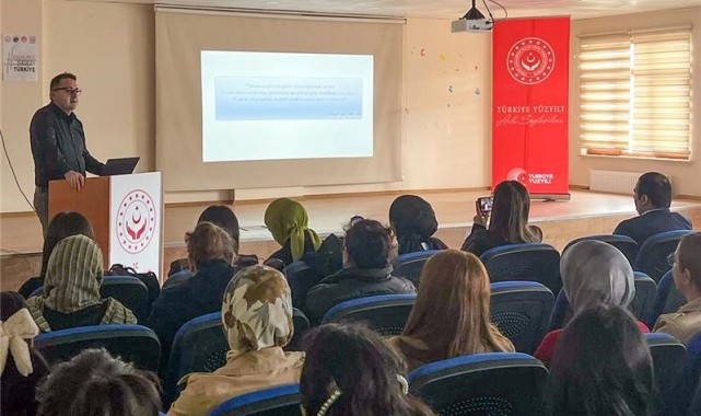 Çocuk Gelişimi ve Eğitimi Konulu Söyleşi