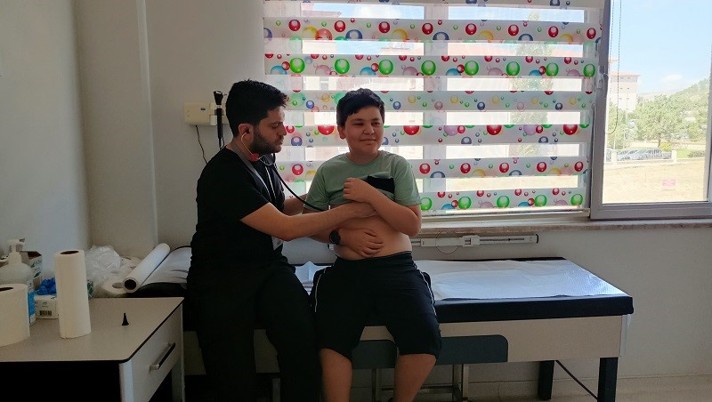 ÇOCUKLARDA BESLENME PROBLEMLERİ VE ÖNEMİ