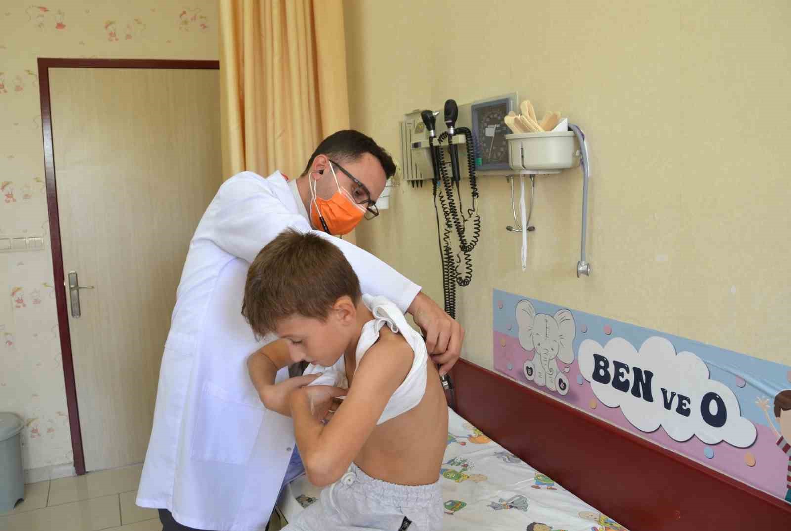 ÇOCUKLARI KIŞ HASTALIKLARINDAN KORUMAK İÇİN UZMANLARIN ÖNERİLERİ