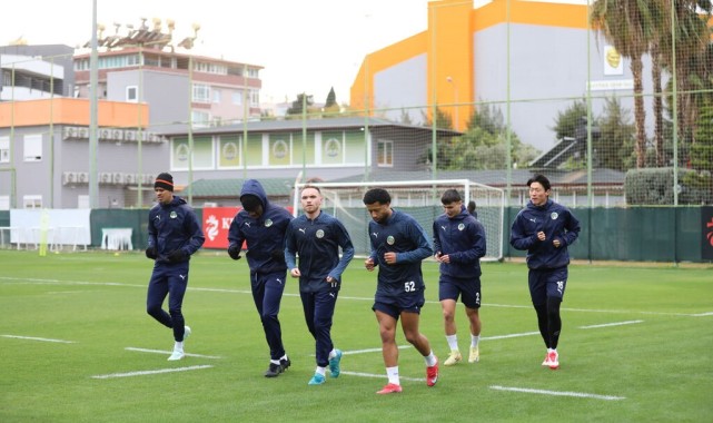 Corendon Alanyaspor, Akdeniz Derbisi Hazırlıklarına Hızlı Başladı