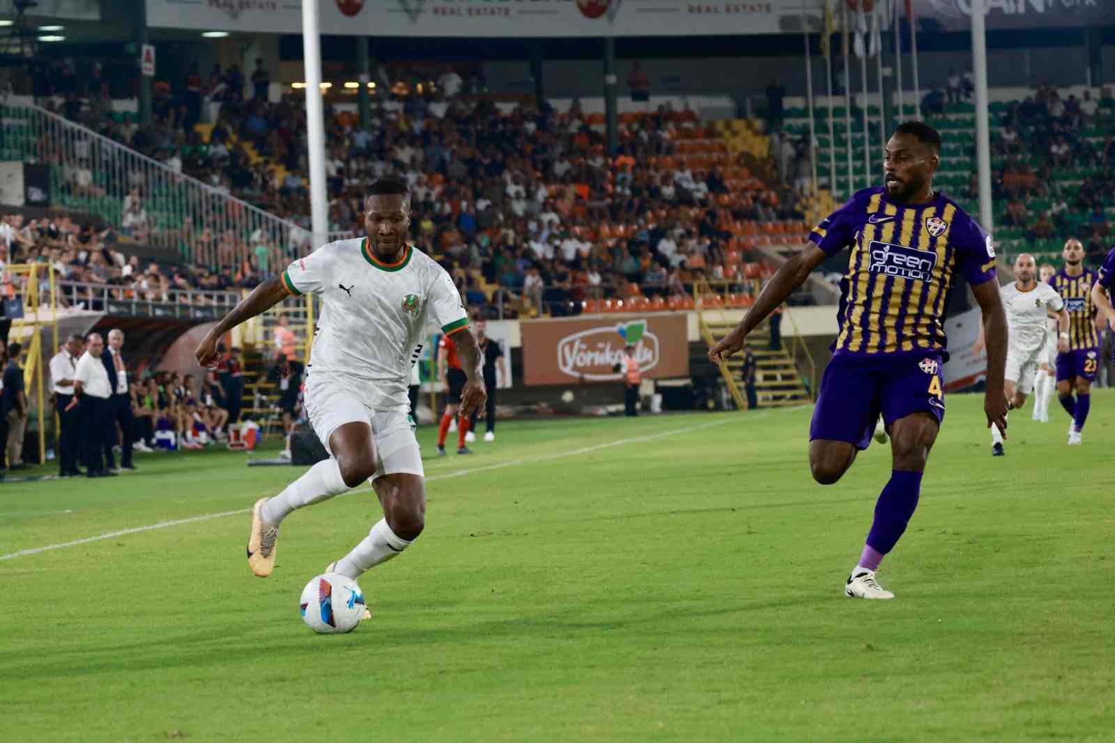 CORENDON ALANYASPOR İLE EYÜPSPOR KARŞILAŞMASI