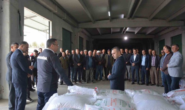 Demirci İlçesine Nohut Tohumu Dağıtıldı