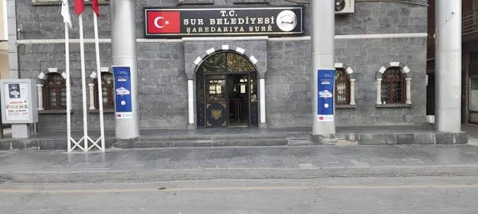 DEM’Lİ DİYARBAKIR BELEDİYESİ'NDEN LÜKS ARAÇ SKANDALI!