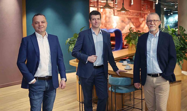 DenizBank Mobil Uygulamasına Apple Vision Pro Entegre Edildi