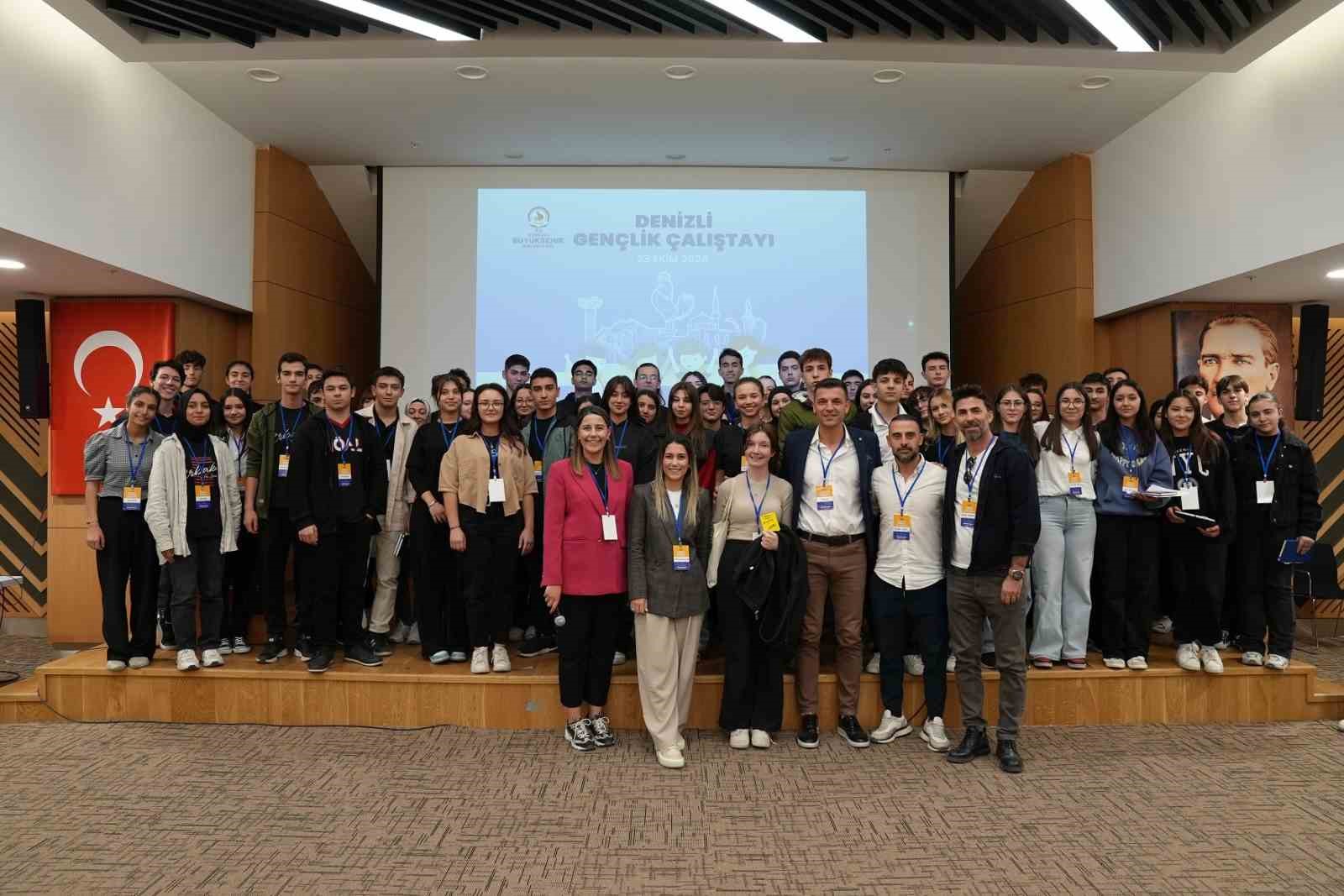 DENİZLİ GENÇLİK ÇALIŞTAYI TAMAMLANDI