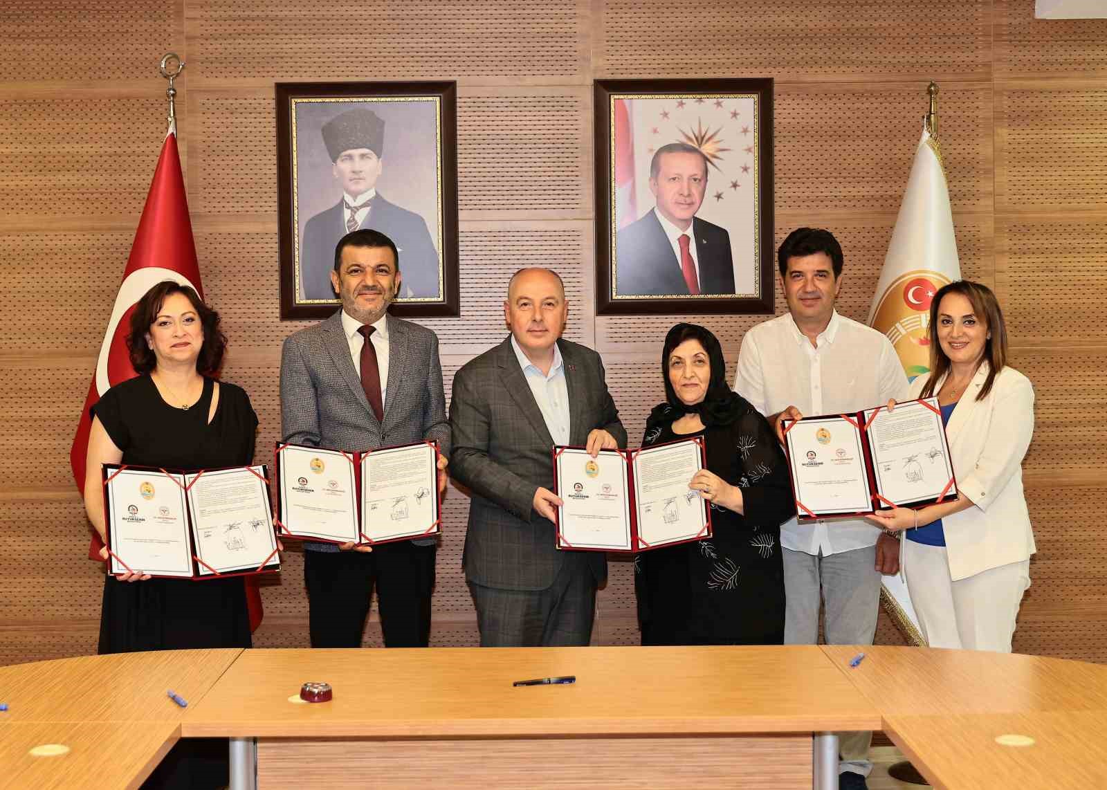 DENİZLİ’DE KINIKLI MAHALLESİ’NE YENİ AİLE SAĞLIĞI MERKEZİ
