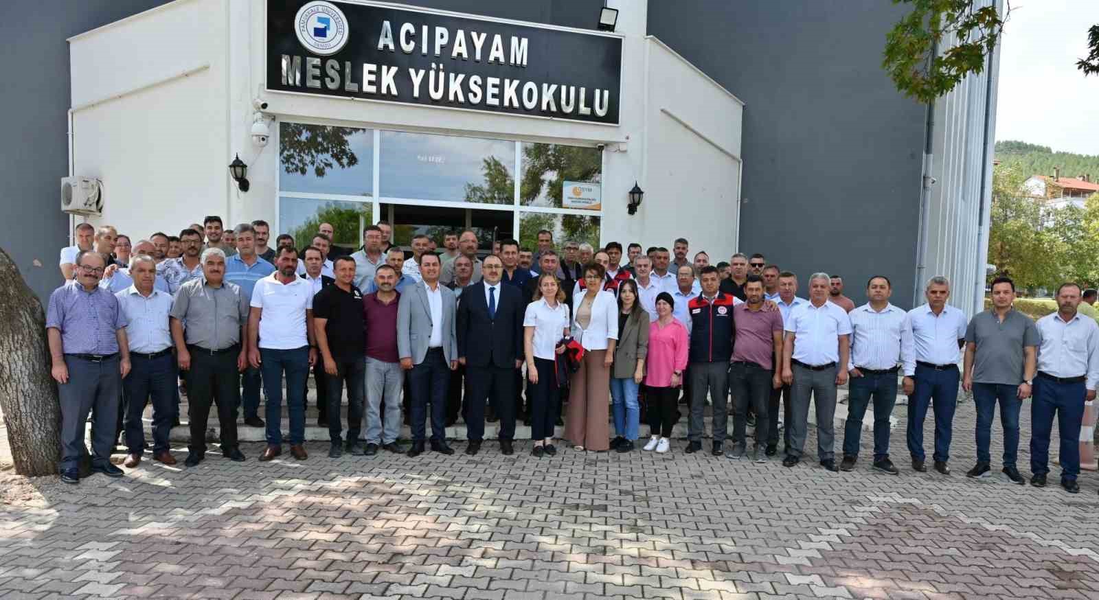 DENİZLİ’DE TARIM VE ORMAN BAKANLIĞI DESTEKLEME VE PLANLAMA TOPLANTISI GERÇEKLEŞTİRİLDİ