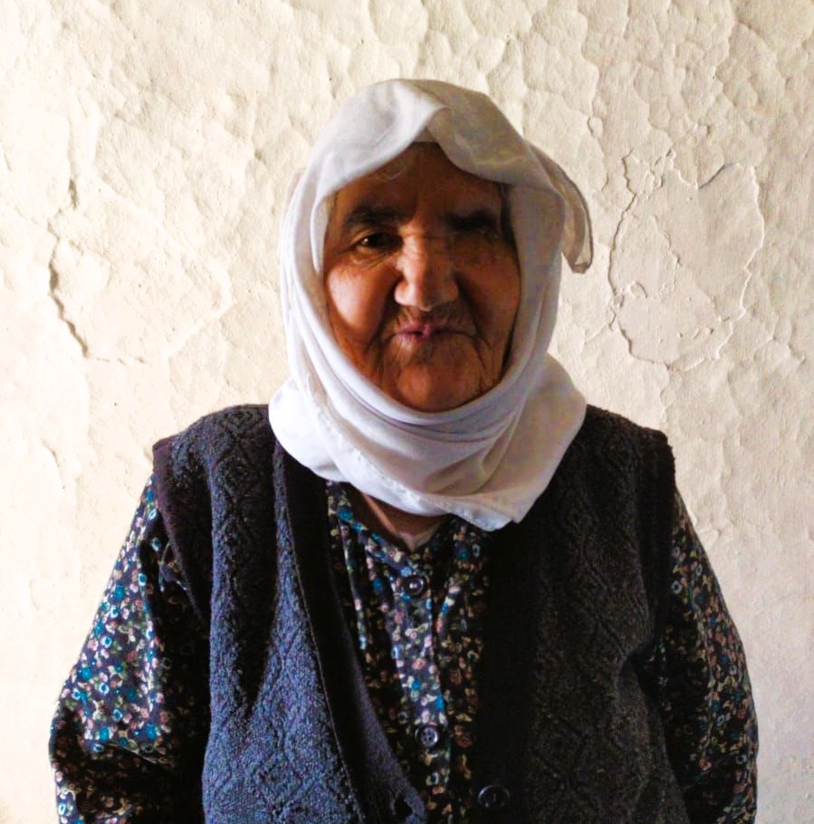 DENİZLİLİ GAZETECİ MUTLU KELİŞTİ'NİN ANNESİ VEFAT ETTİ