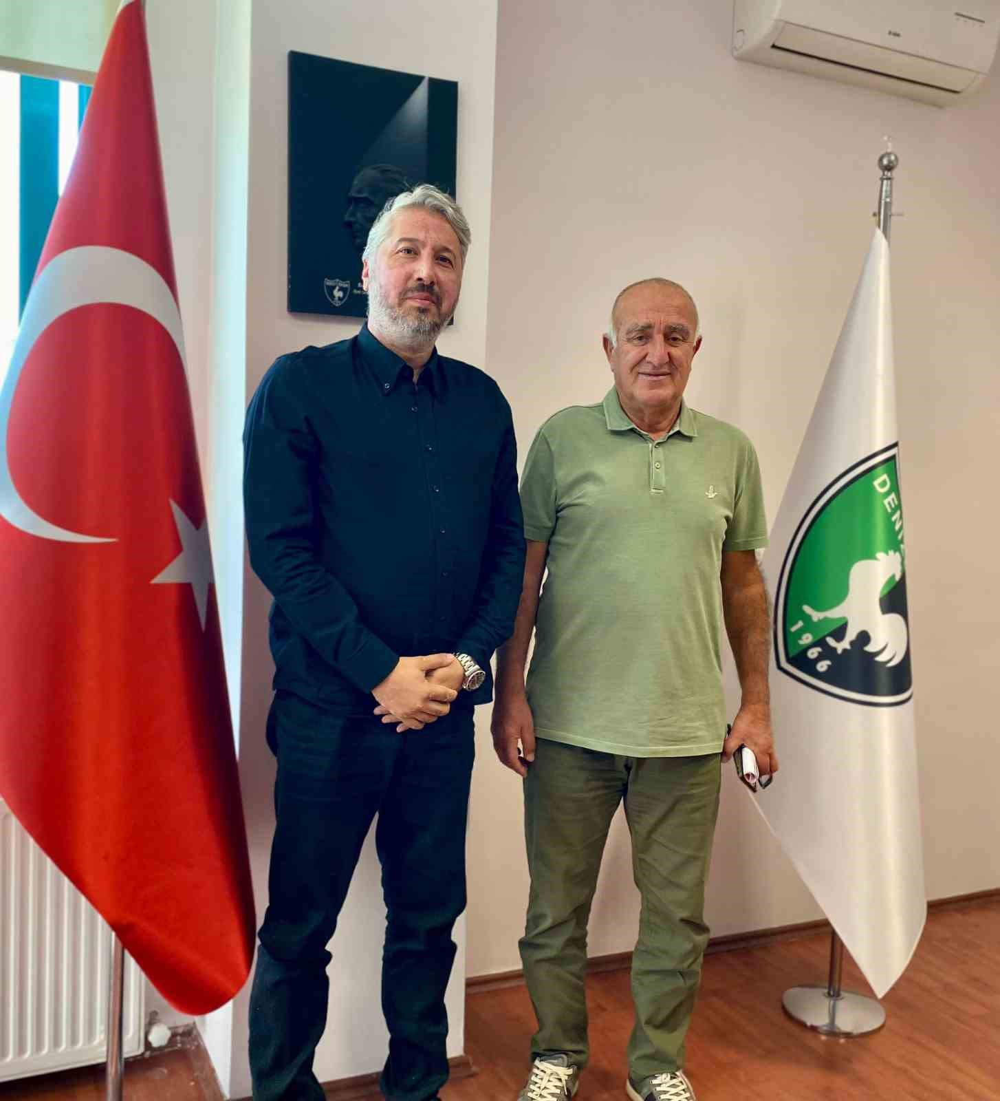 DENİZLİSPOR'A DESTEK VEREN İŞ ADAMI KAMİL BATTAL ALACAKLARINI KULÜBE BAĞIŞLADI