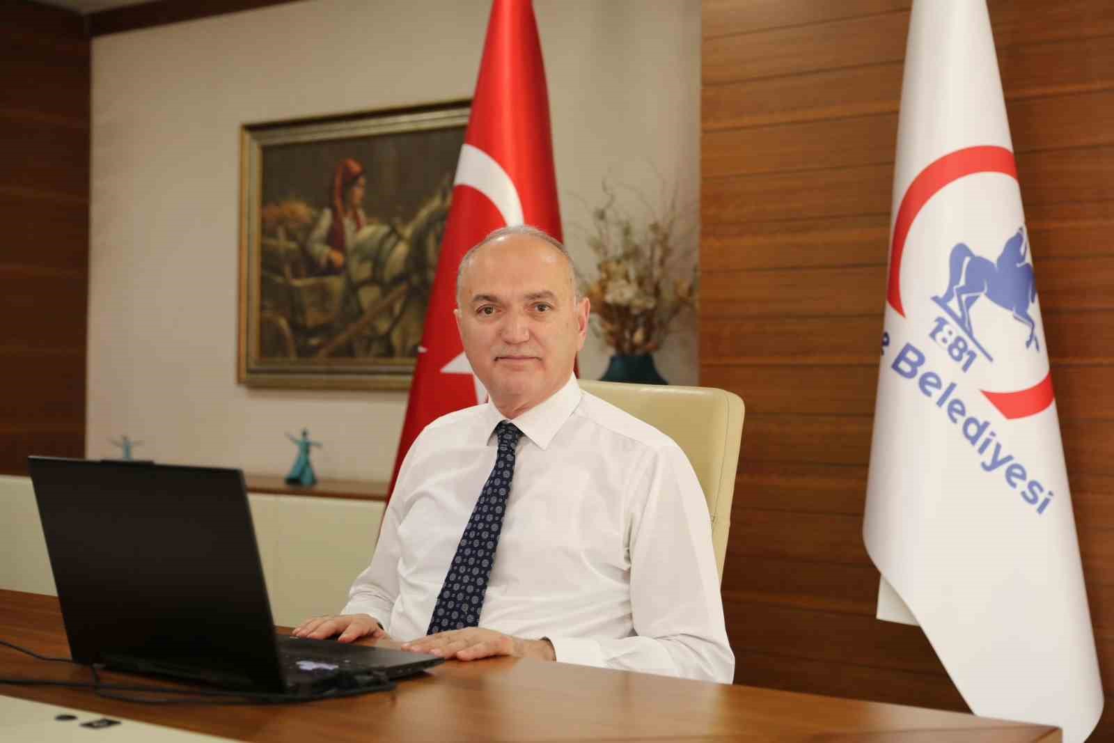 DÜZCE BELEDİYE BAŞKANI DR. FARUK ÖZLÜ, 12 KASIM DEPREMİNİN 25. YILINDA ÖNLEMLERİ ANLATTI