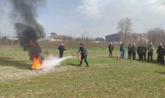 Düzce DKMP Personeline Yangın Tüpüyle Müdahale Eğitimi Verildi
